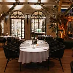Biblos Hotel