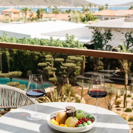 Biblos Hotel 5*