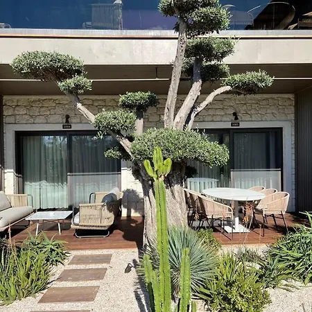 Hotel Biblos
