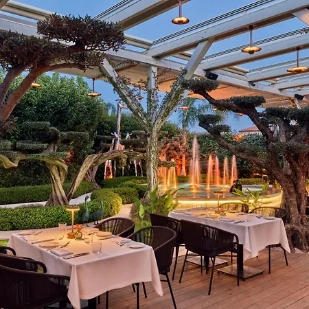 Biblos Hotell 5*