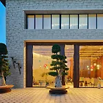 Biblos Hotel 5*