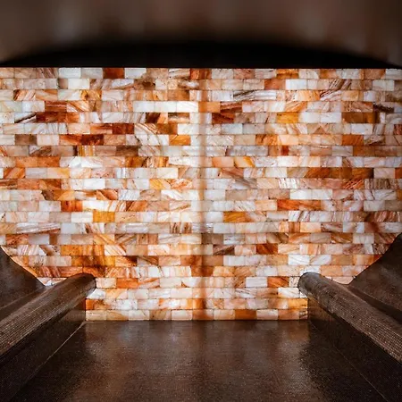 Отель Biblos