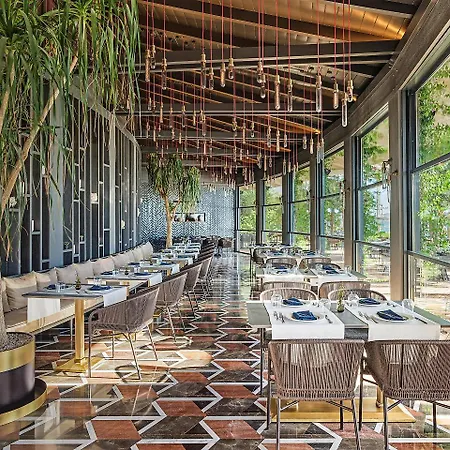 Hotel Biblos