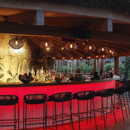 Biblos Hotel
