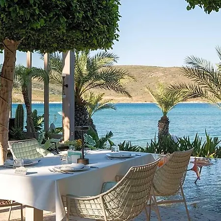 Biblos فندق