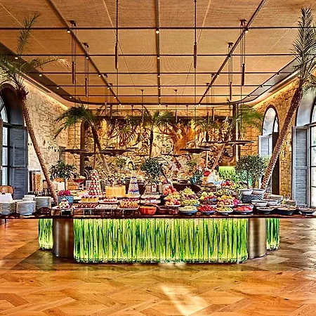 فندق Biblos ألاتشاتي